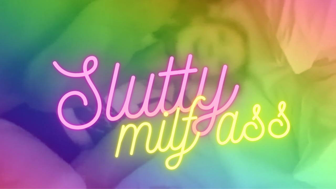 Slutty ass MILF enjoys amateur fucking on cam